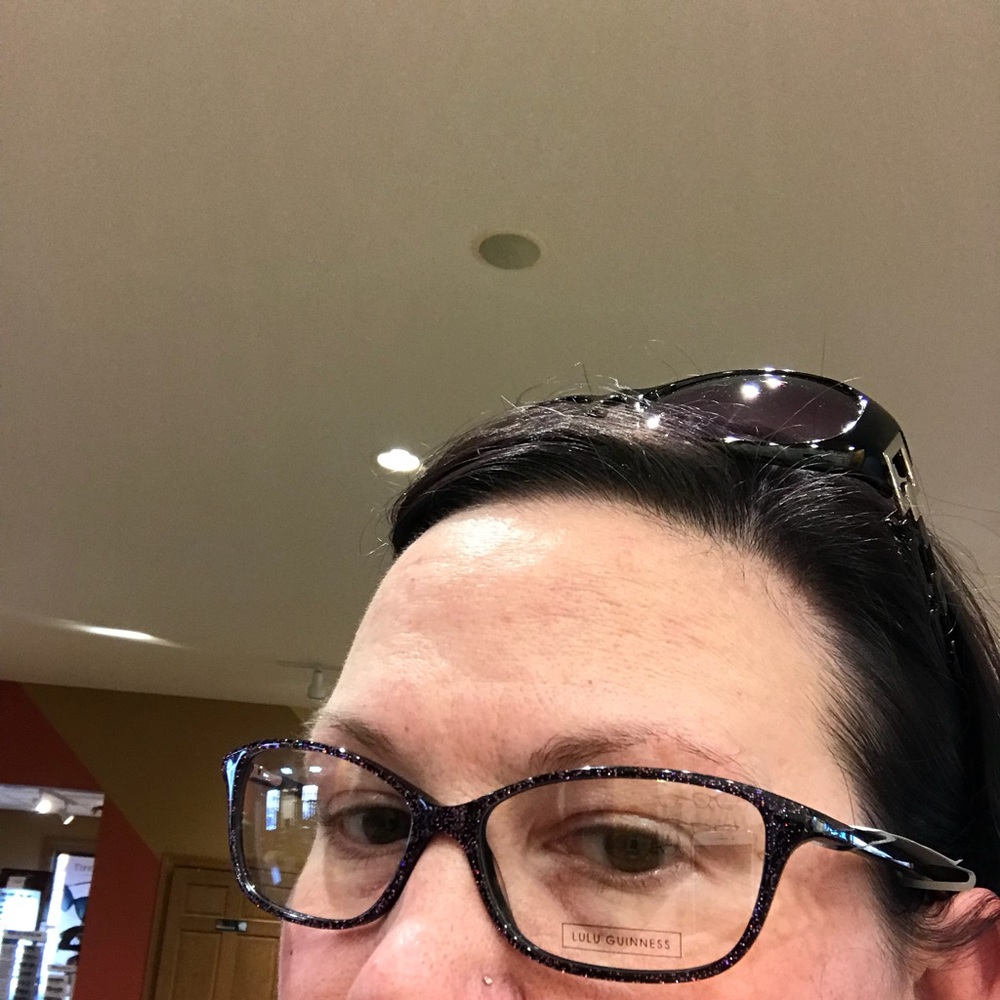 Meet your Posher, Kay